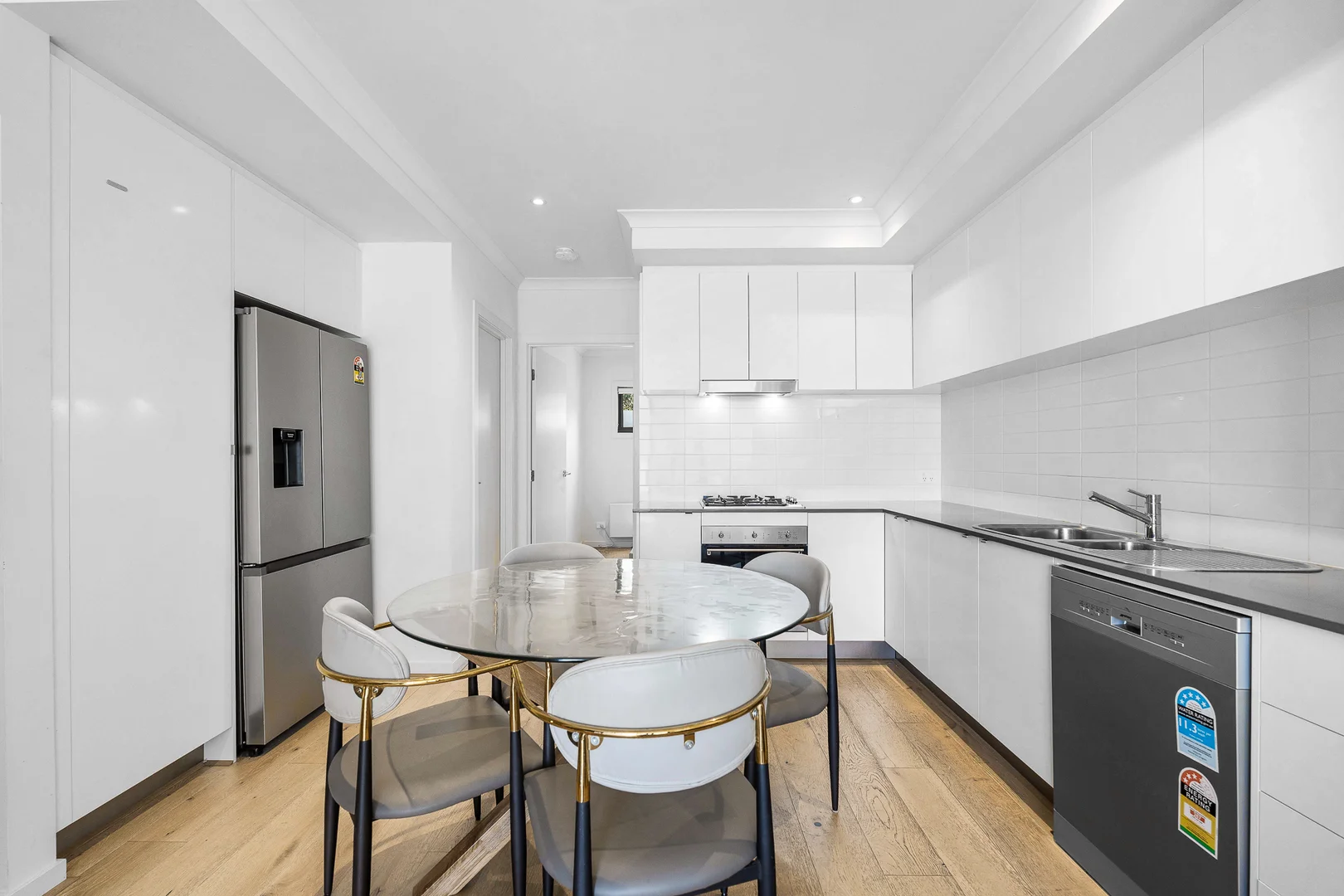 11/65 Turana Street - Image 3