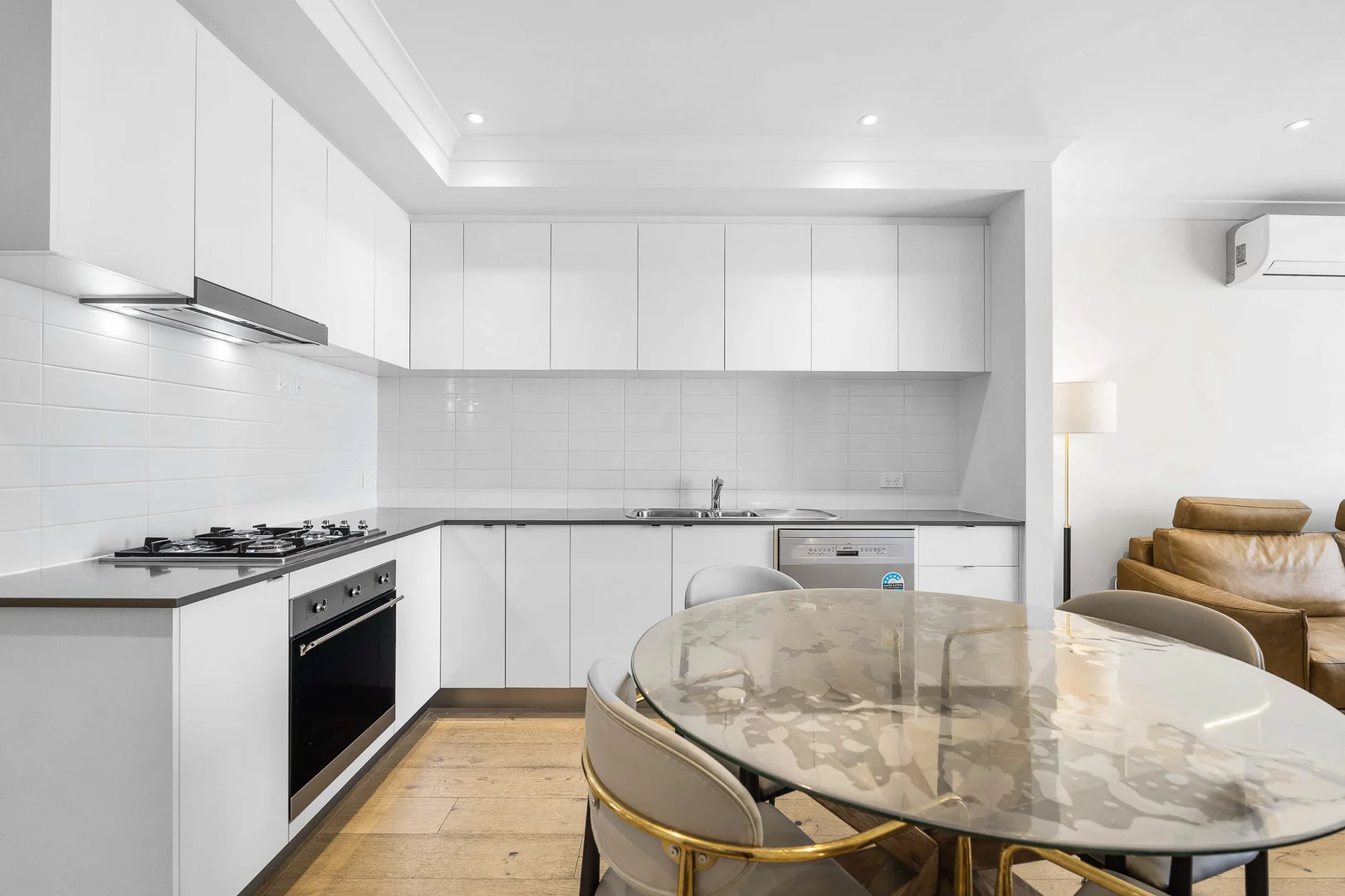 11/65 Turana Street - Image 4