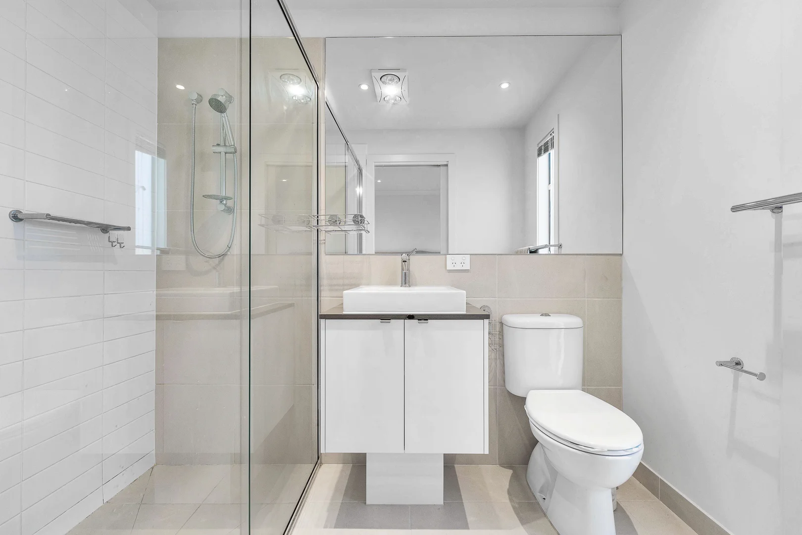 11/65 Turana Street - Image 5