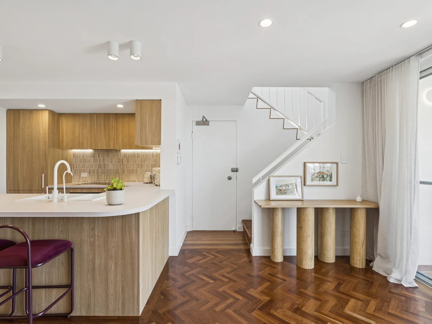 11/7 Whiting Street (1/29)