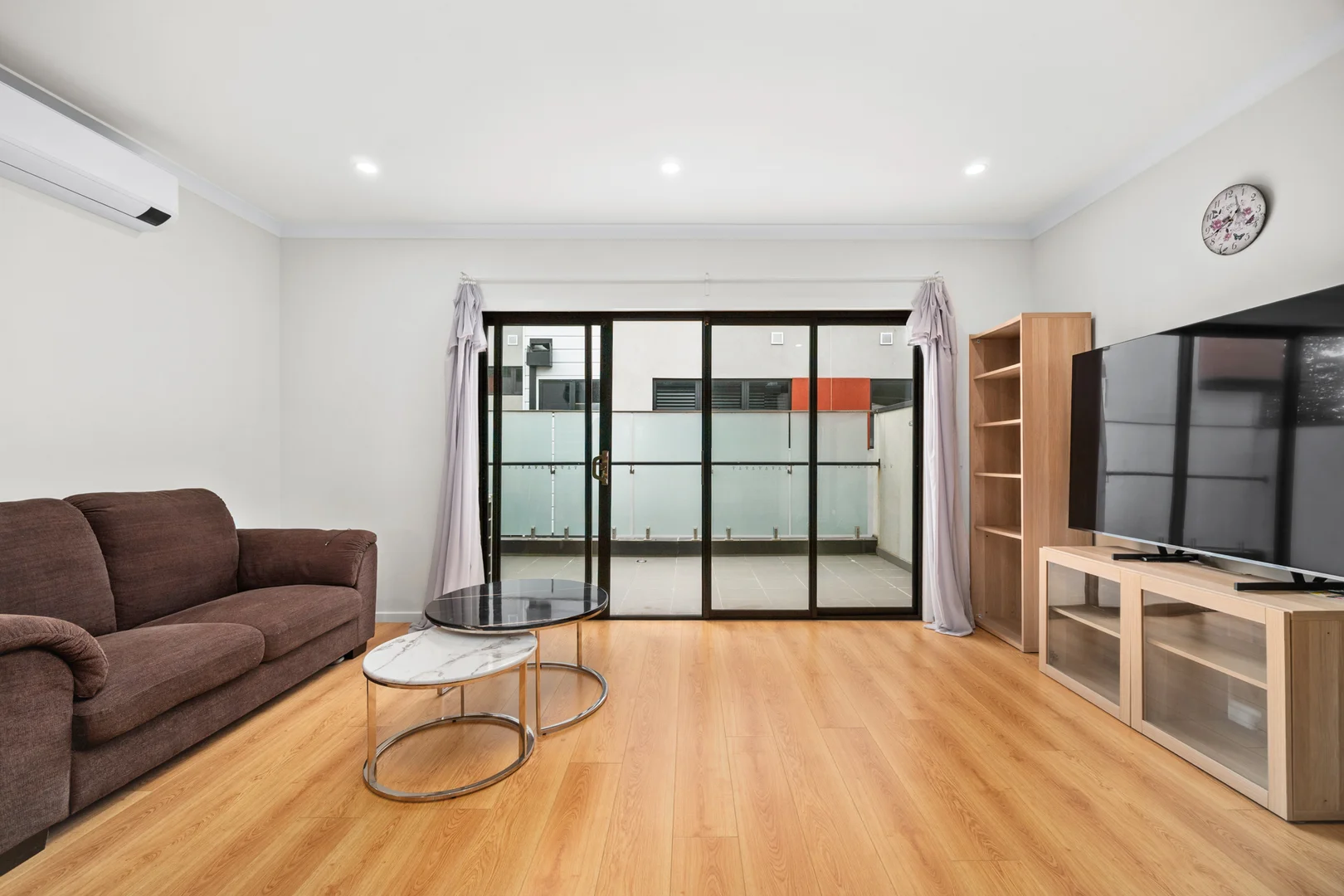 11/747 Stud Road - Image 3