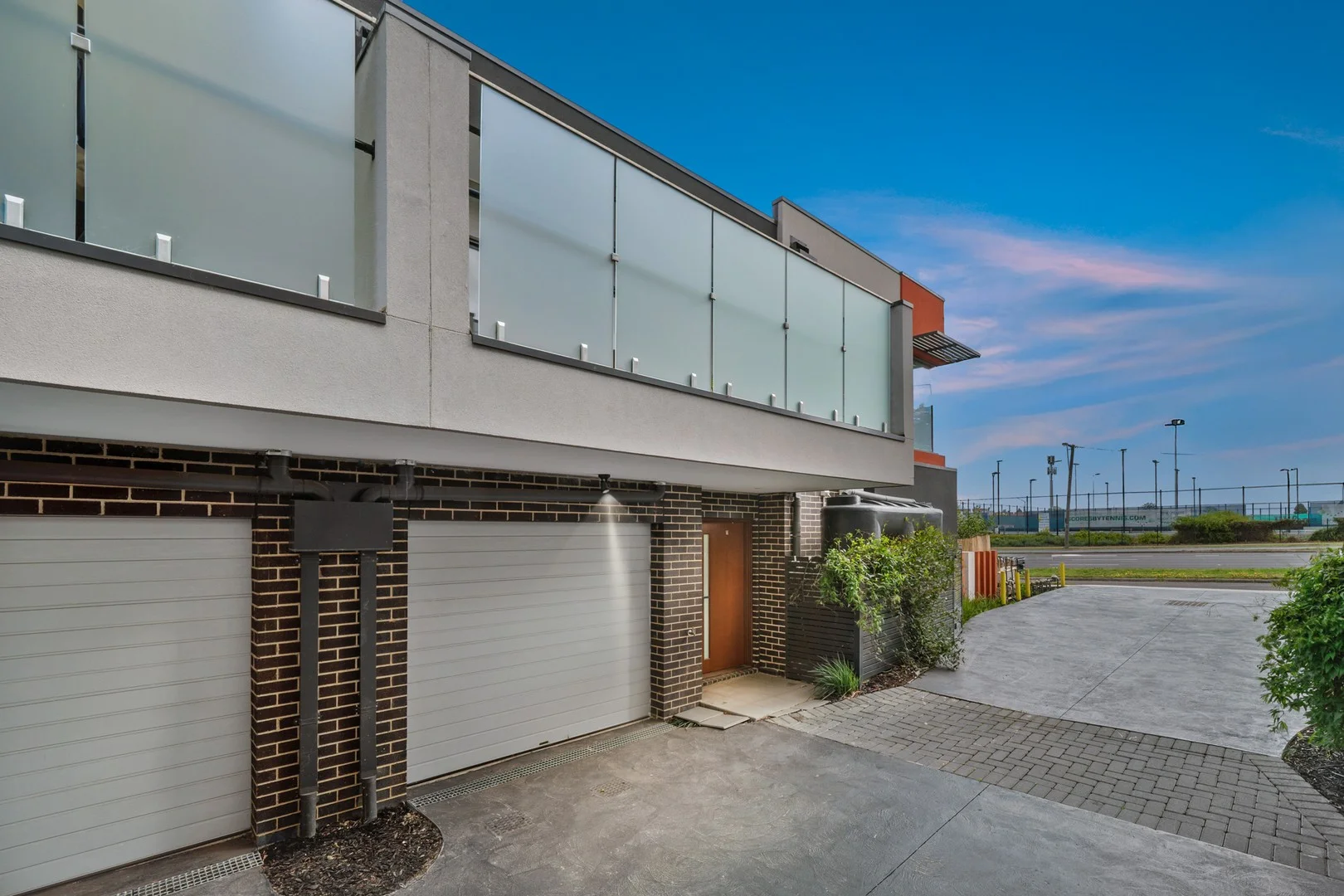 SOLD - $665,000