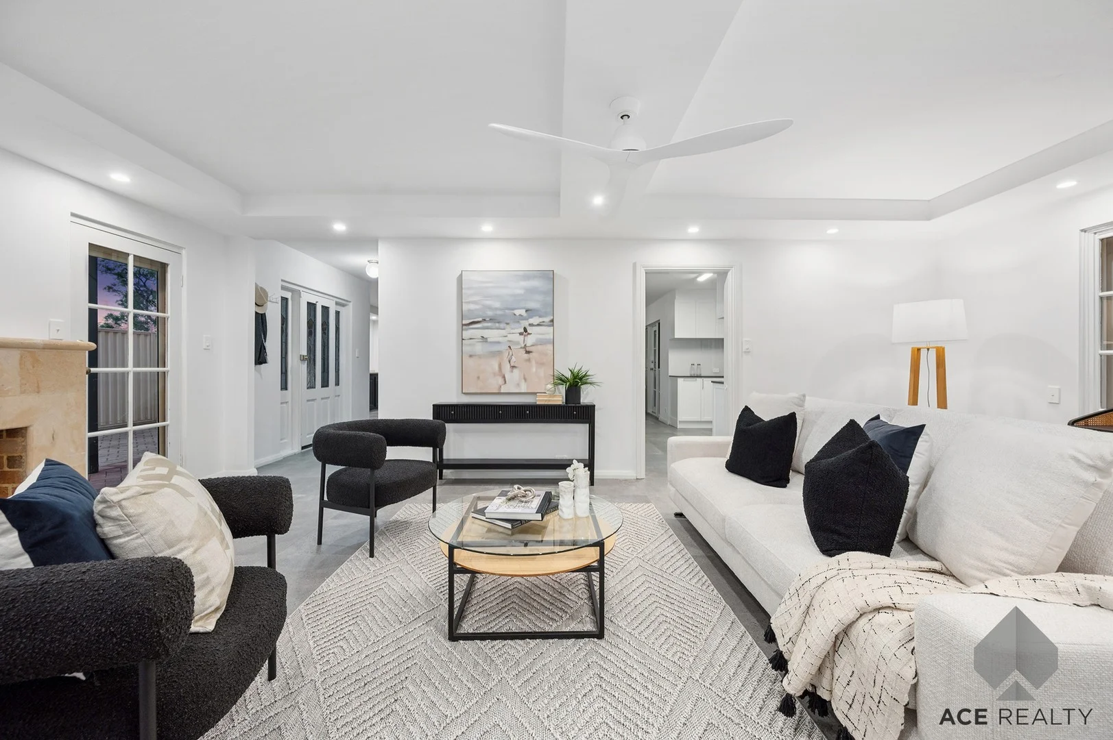 11 Banksia Terrace (1/30)