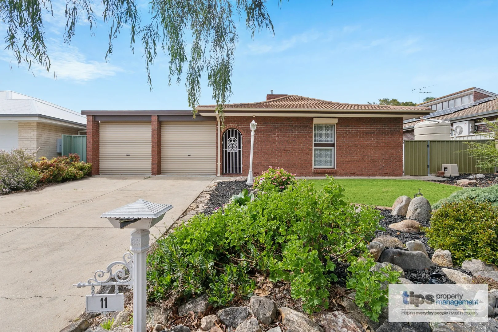 11 Bridget St (1/1)