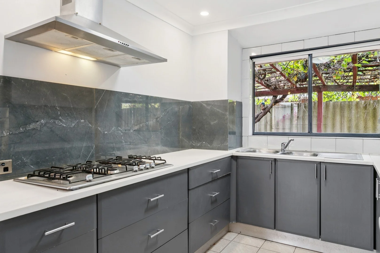 11 Crocus Way (1/24)