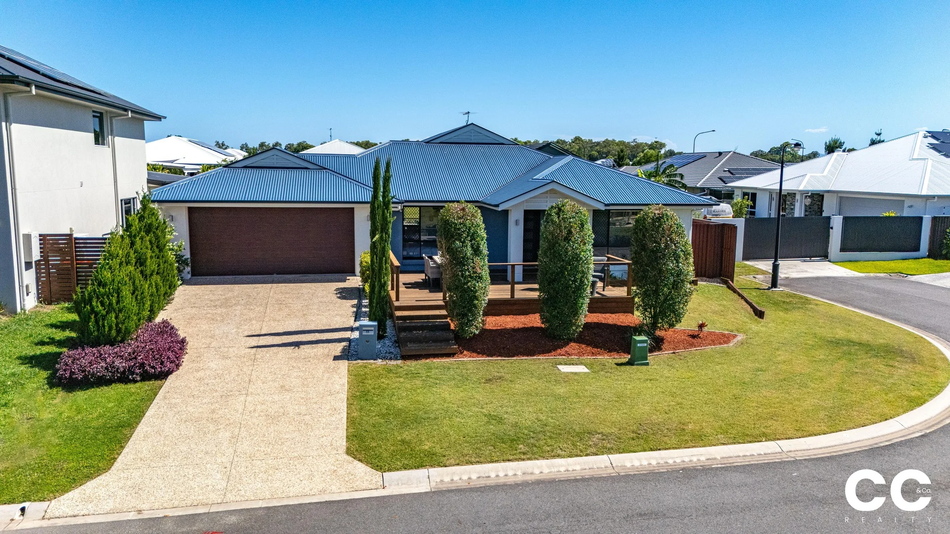 11 Denham Place (1/24)