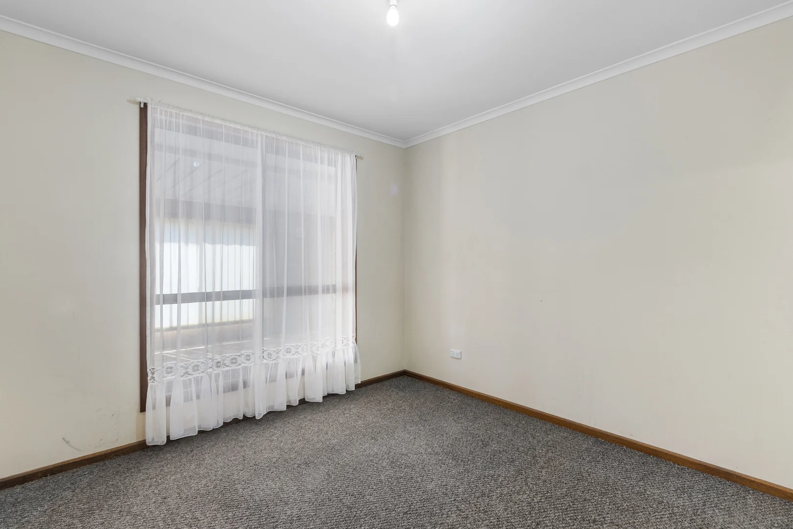 11 East Terrace - Image 4
