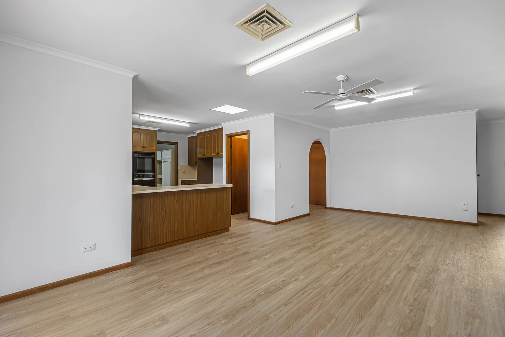 11 East Terrace - Image 5