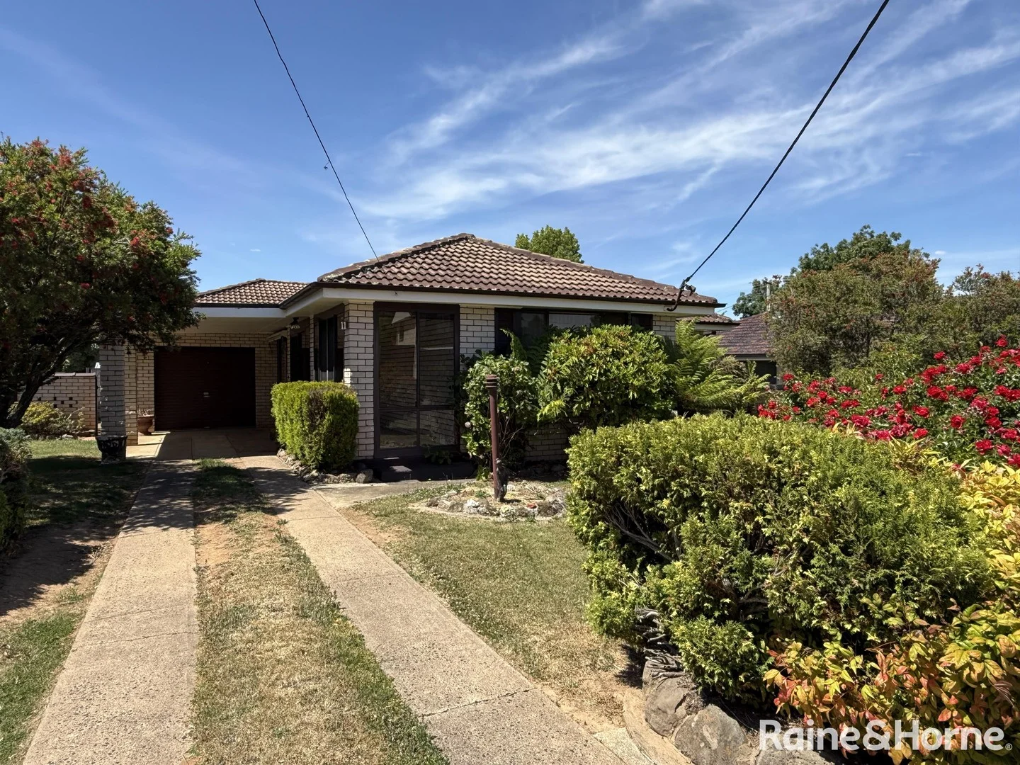 11 Endeavour Avenue (1/23)