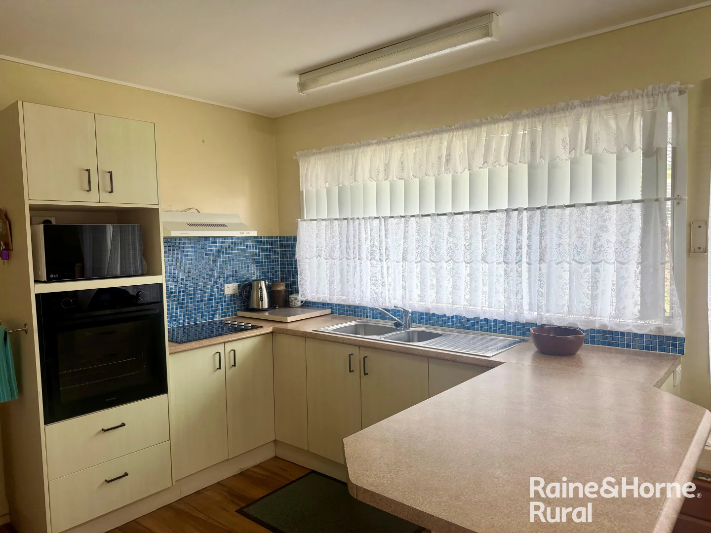 11 Gabbee Street - Image 2