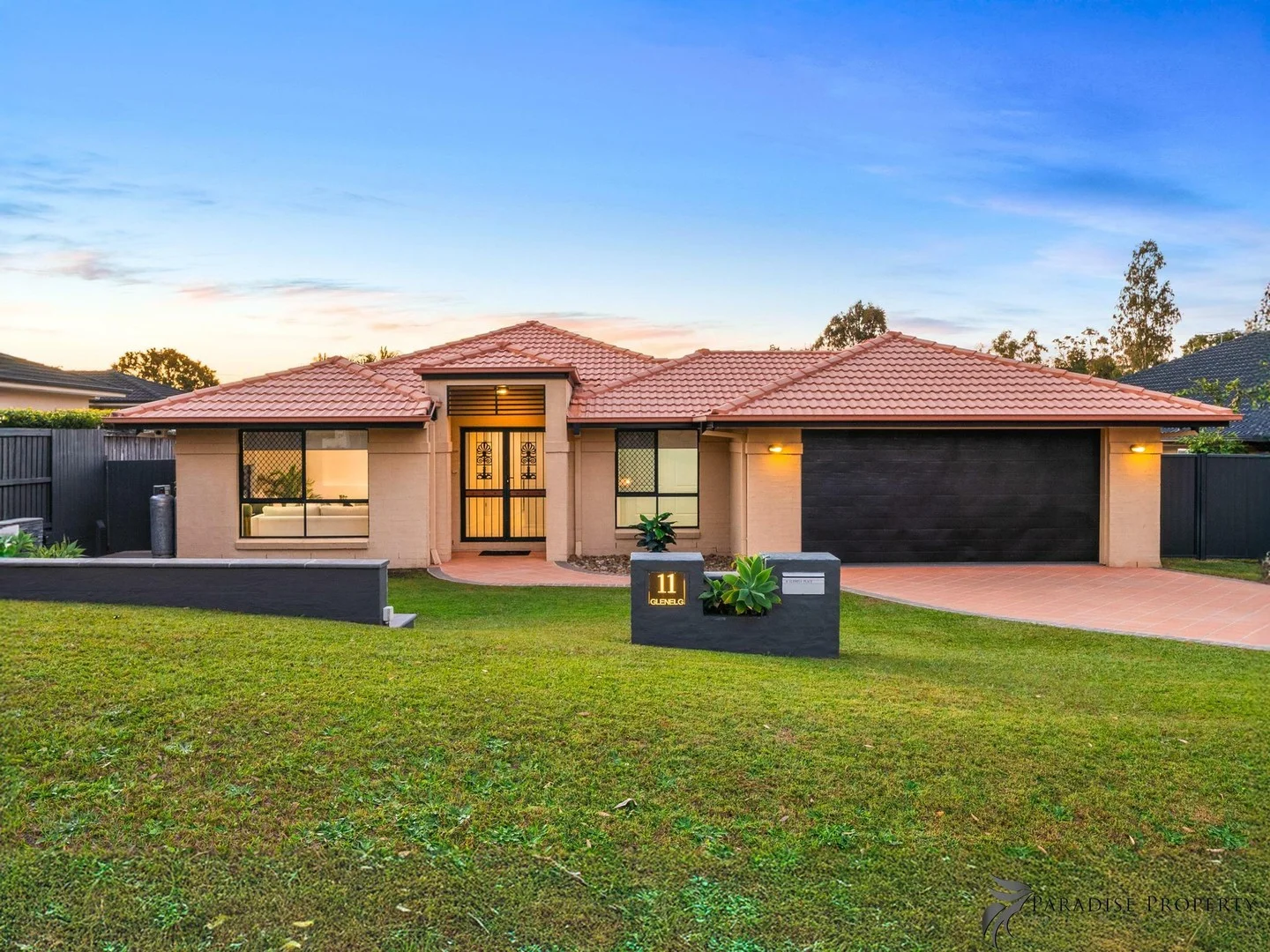 11 Glenelg Pl (1/29)