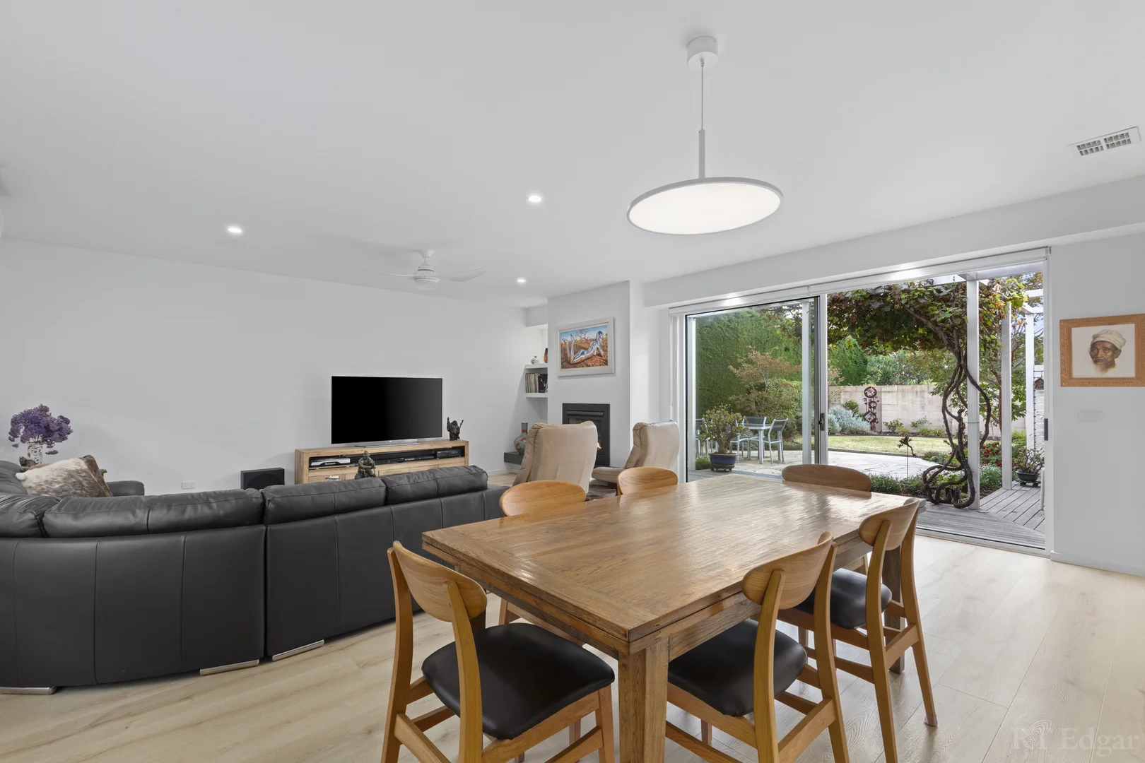 11 Kenton Court - Image 4