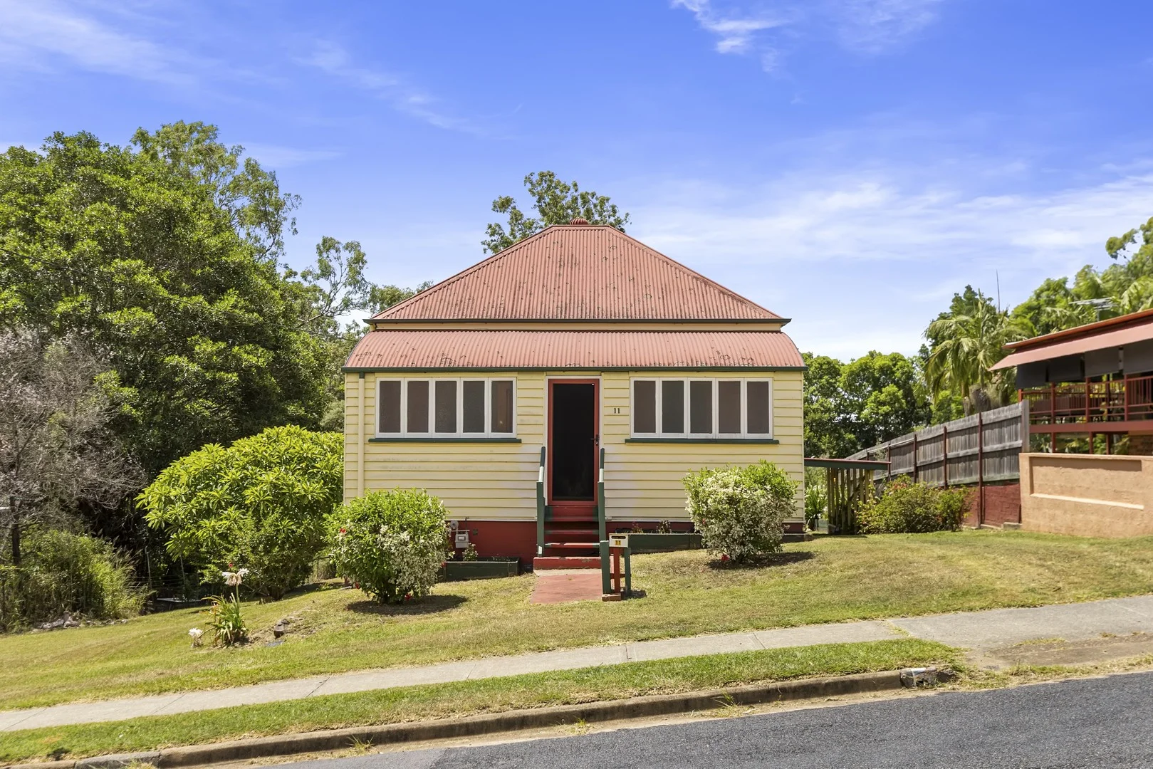 11 Macrae Street (1/1)