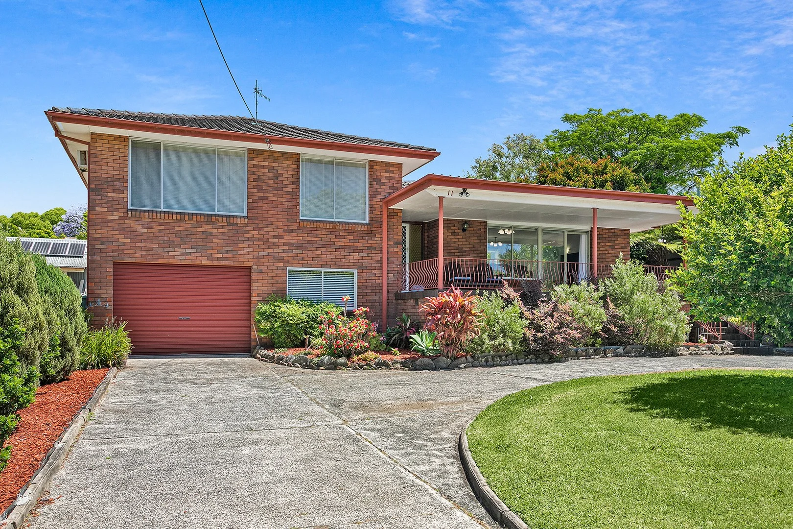 11 Meroo Street (1/10)