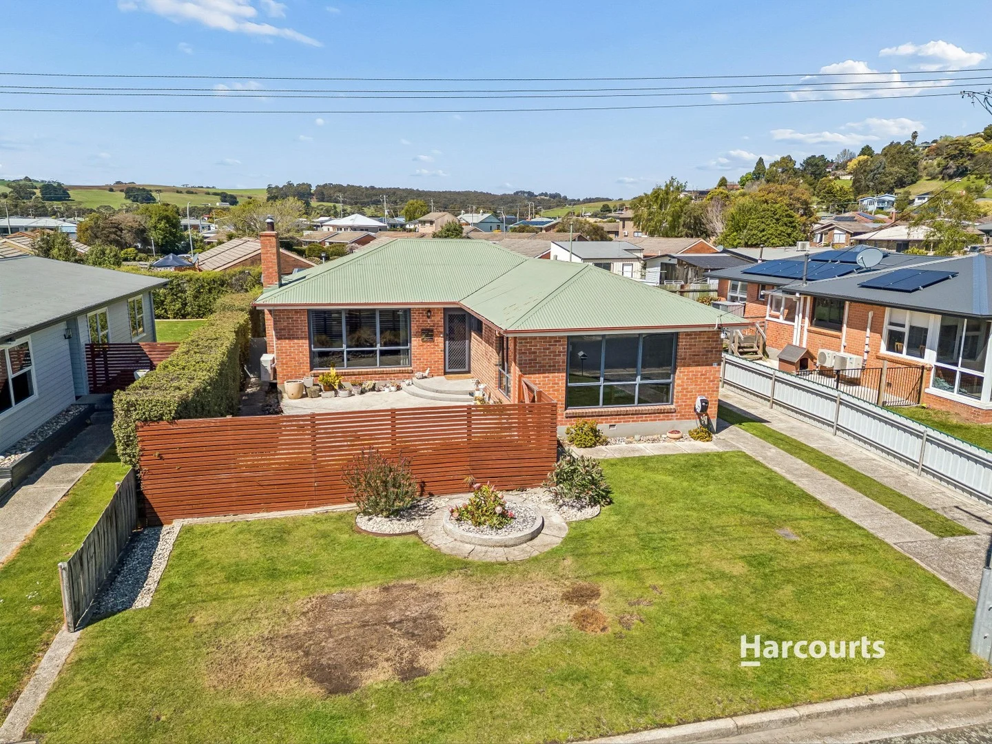 11 Nichols Street (1/3)