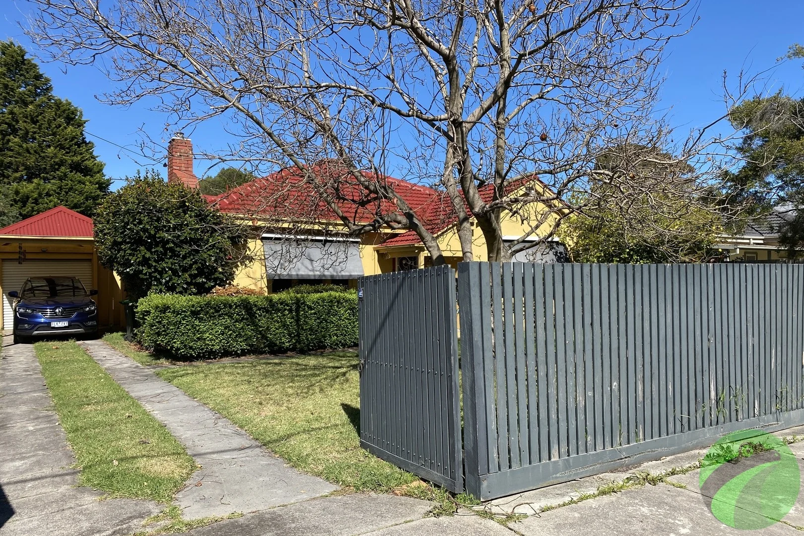 11 Rosslyn Avenue (1/6)