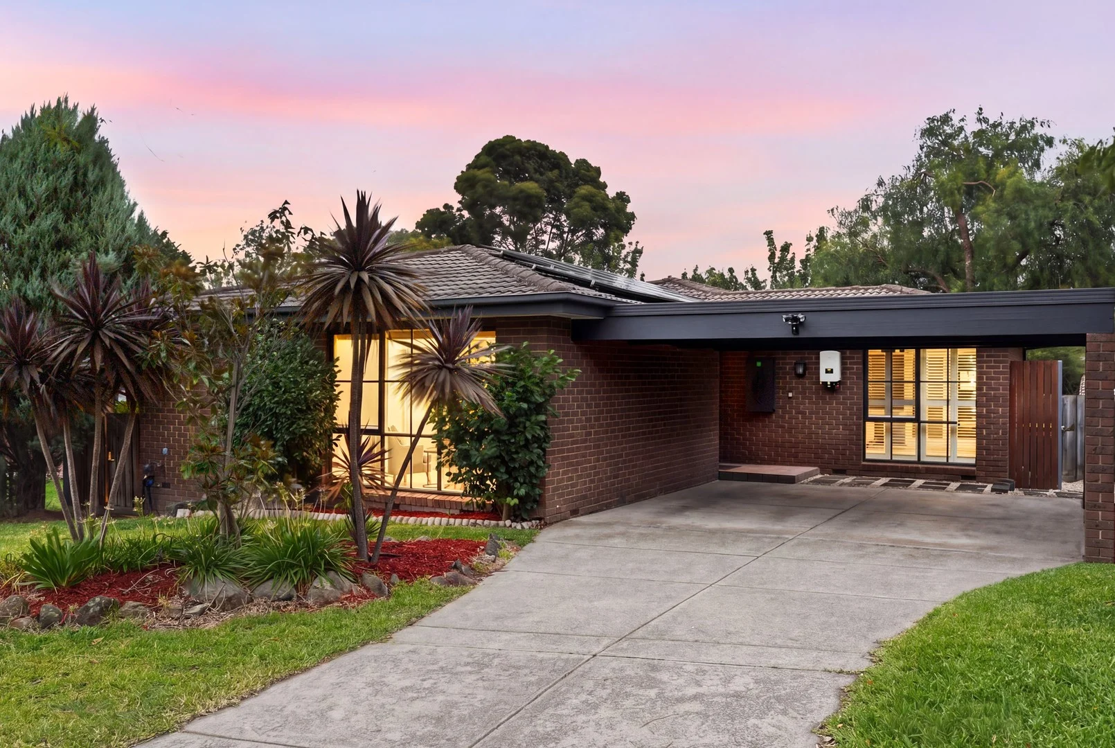 SOLD - $1,502,000
