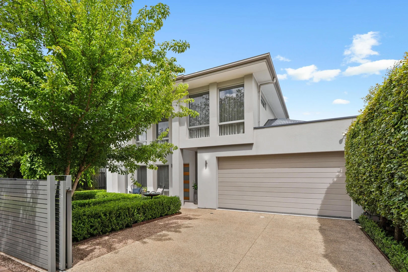 11 White Avenue (1/26)