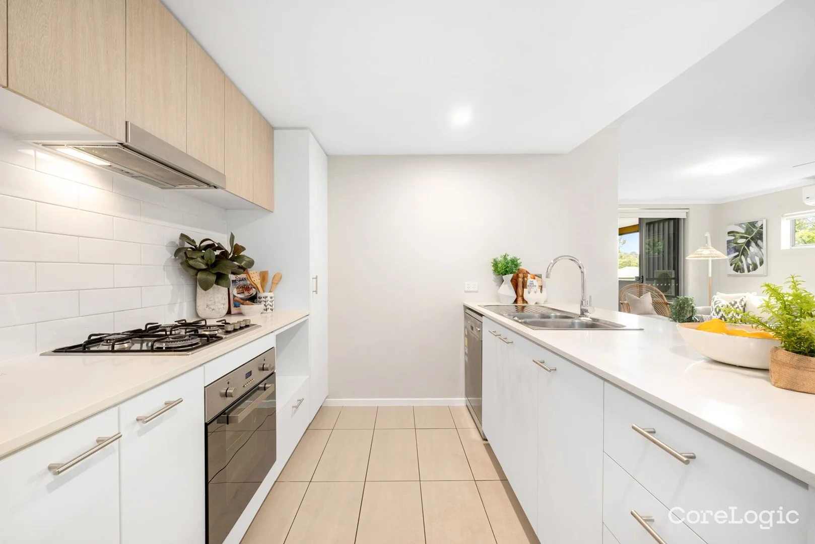 110/15 Bland Street (1/15)