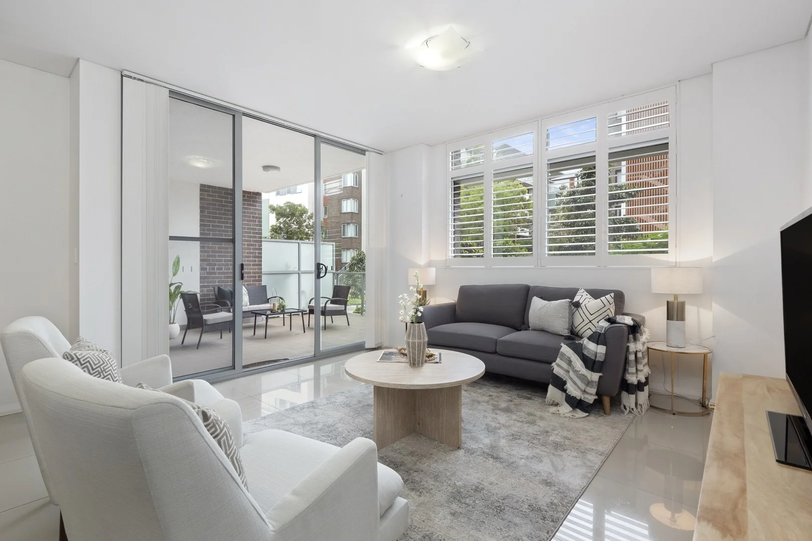 1107/43-45 Wilson Street (1/19)