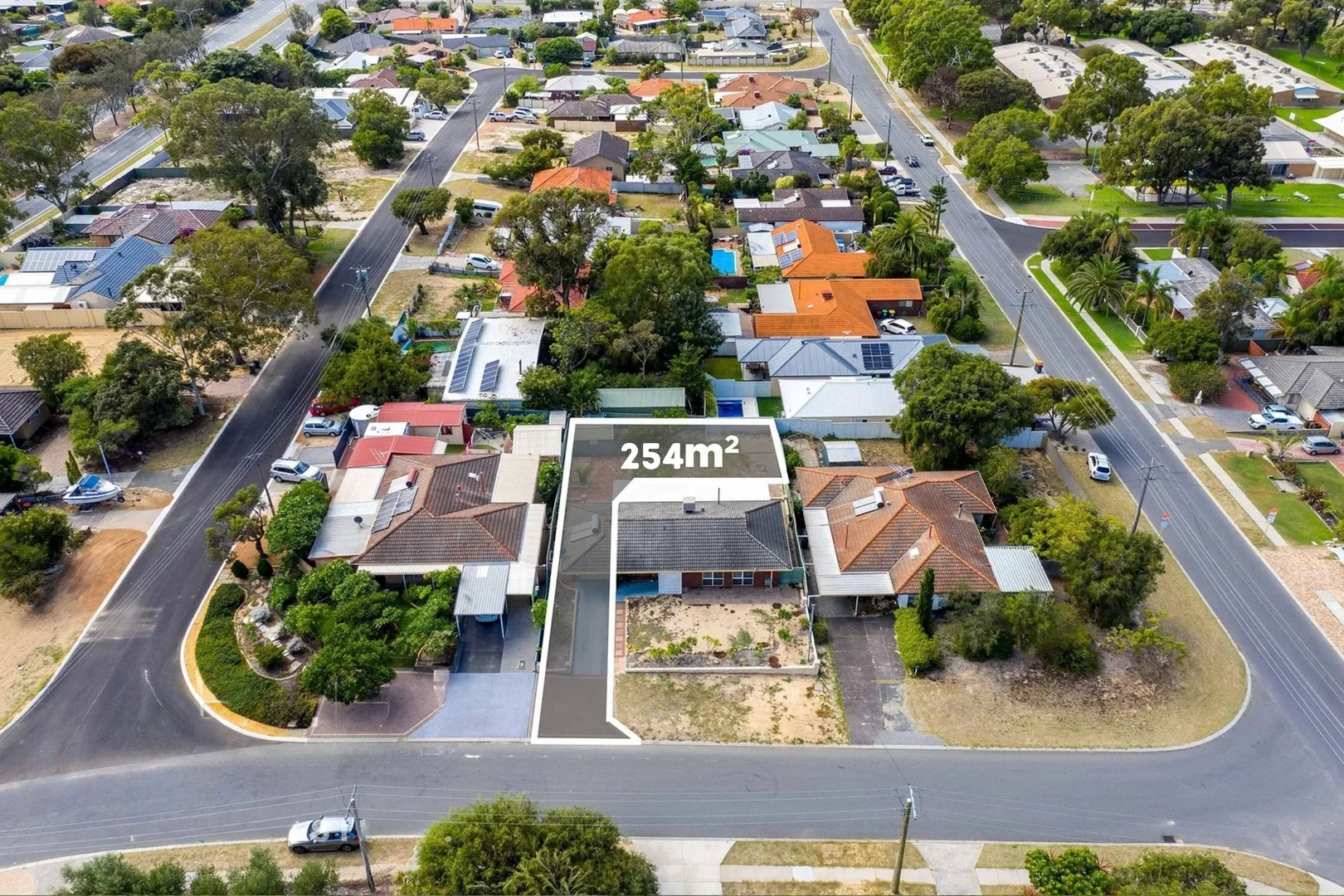 110A Oxley Avenue (1/5)