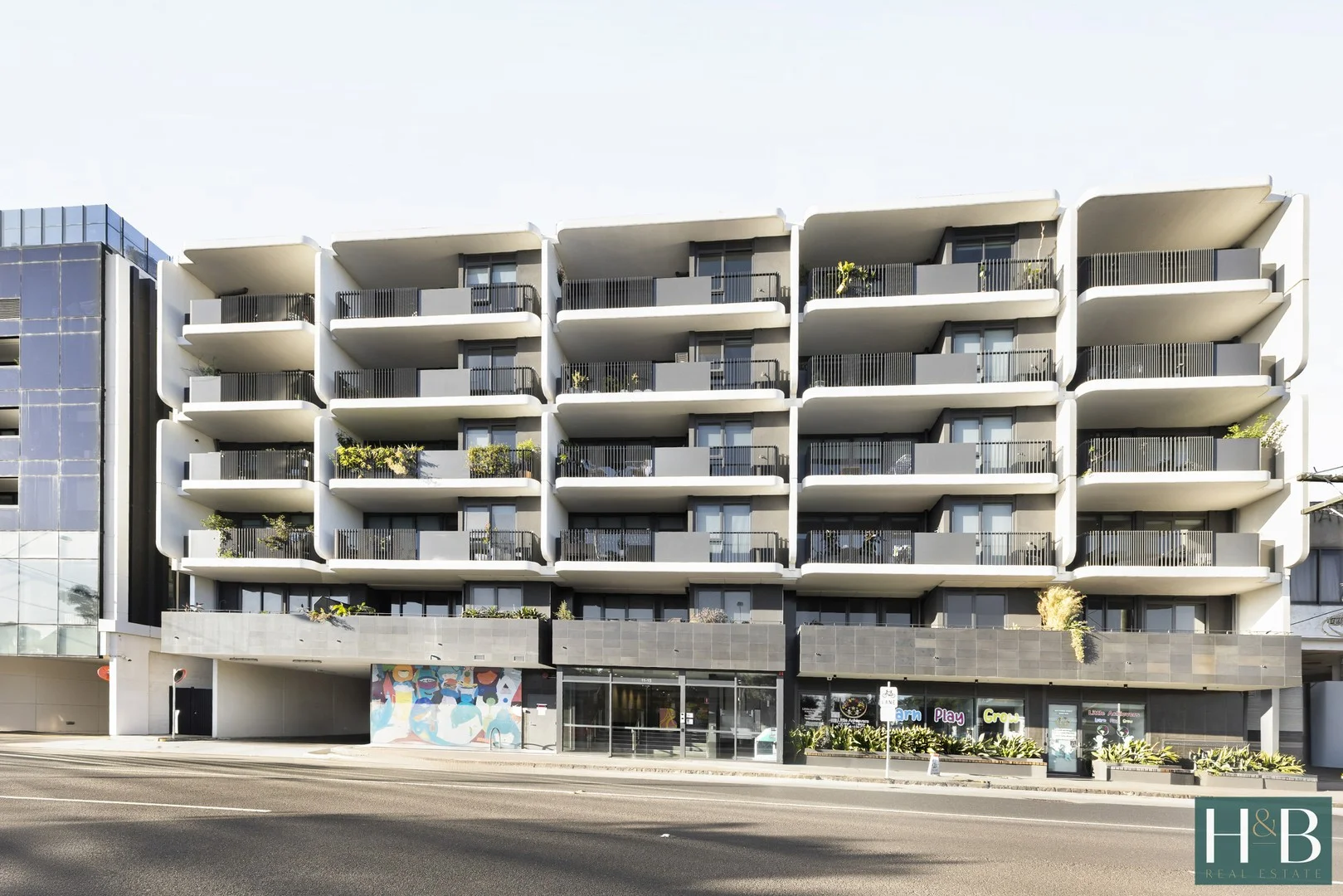 111/15 Brunswick Road (1/9)