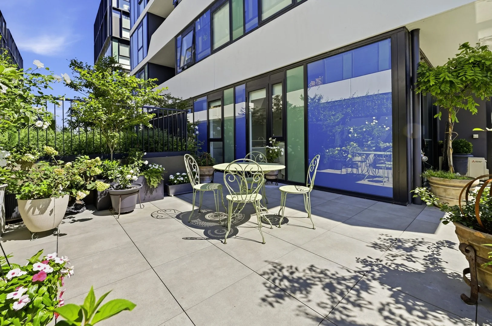 111/160 Whitehorse Road (1/12)
