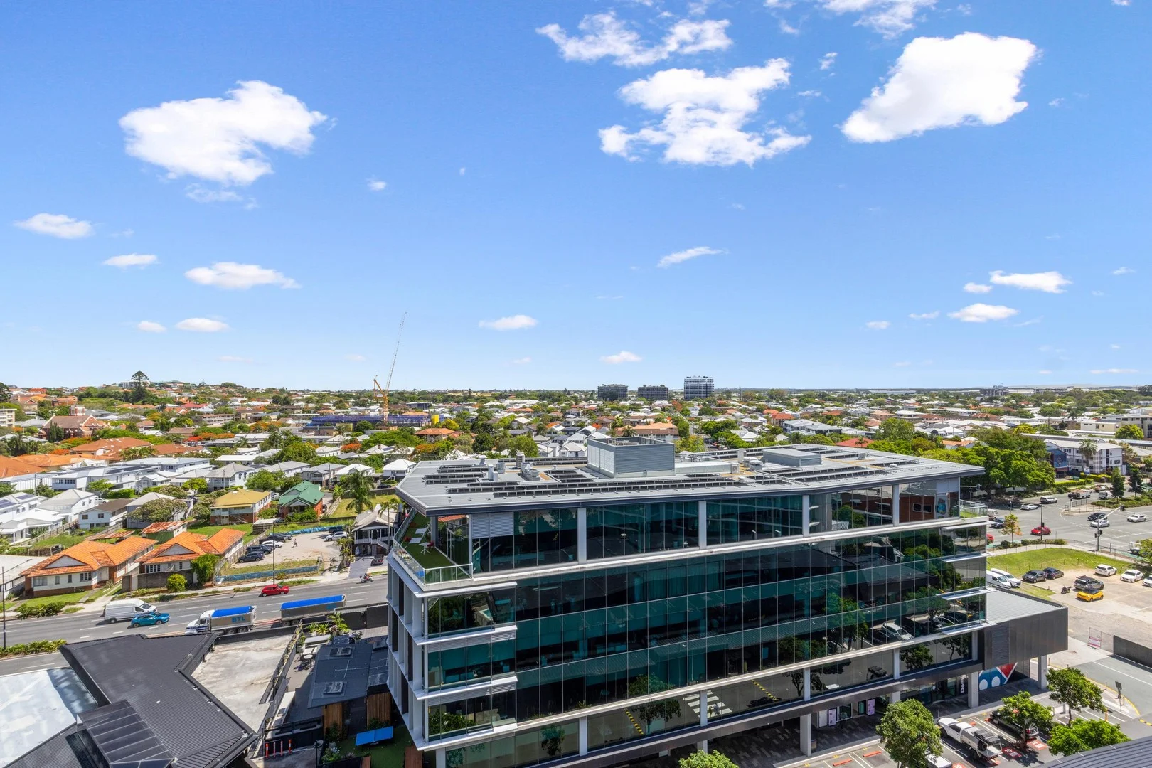 11102/8 Harbour road (1/12)