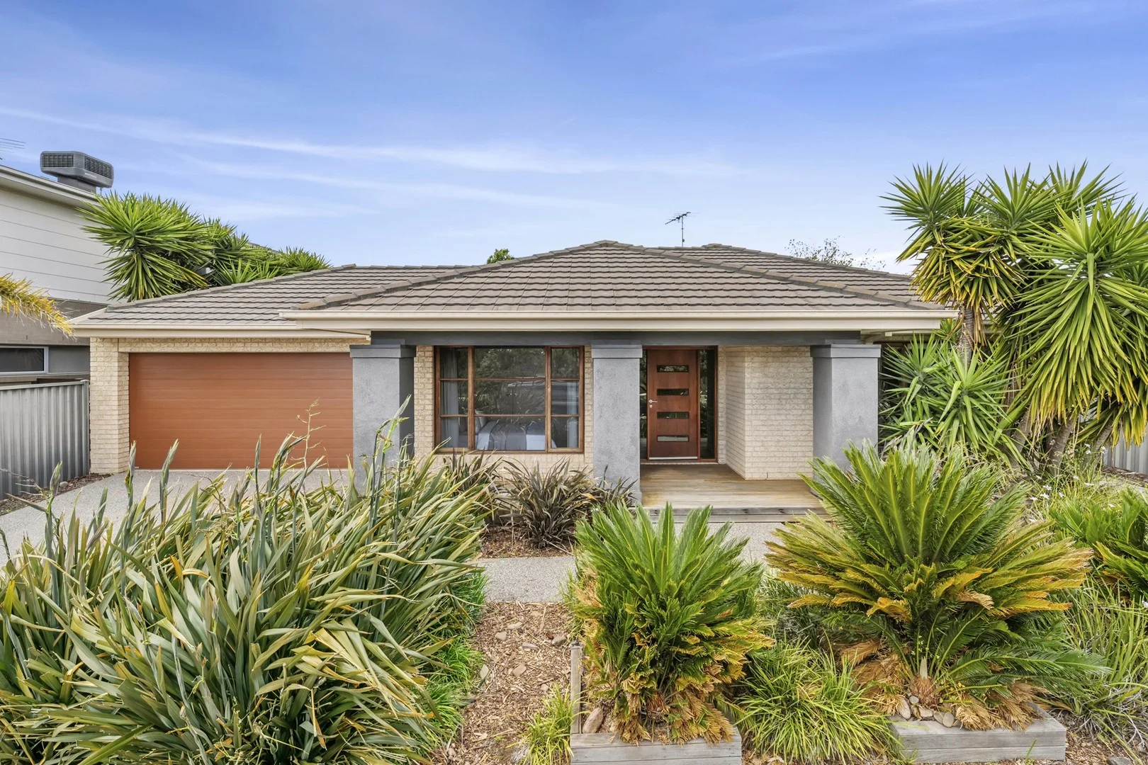 112 Eastlakes Boulevard (1/20)