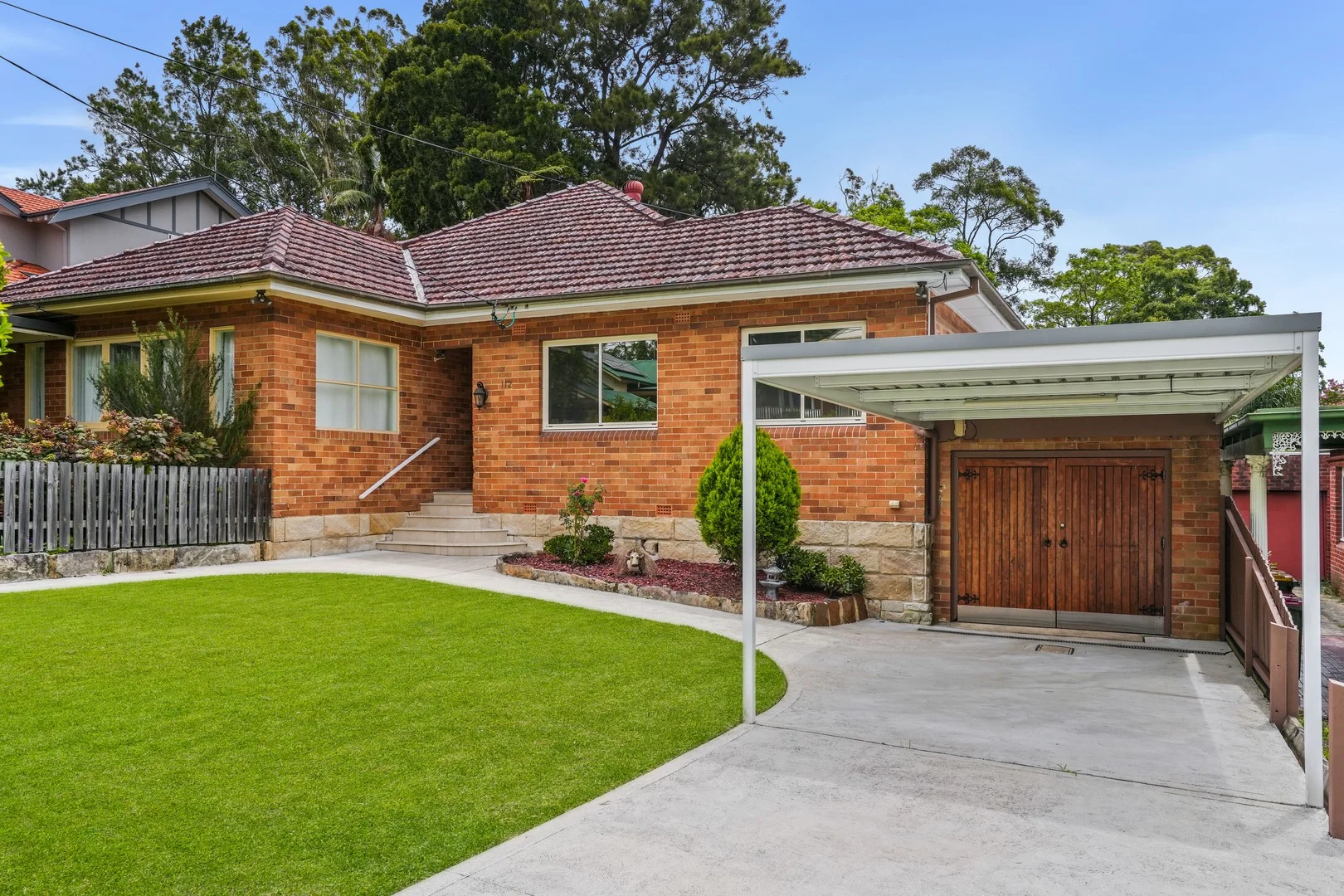 112 Greville Street (1/14)