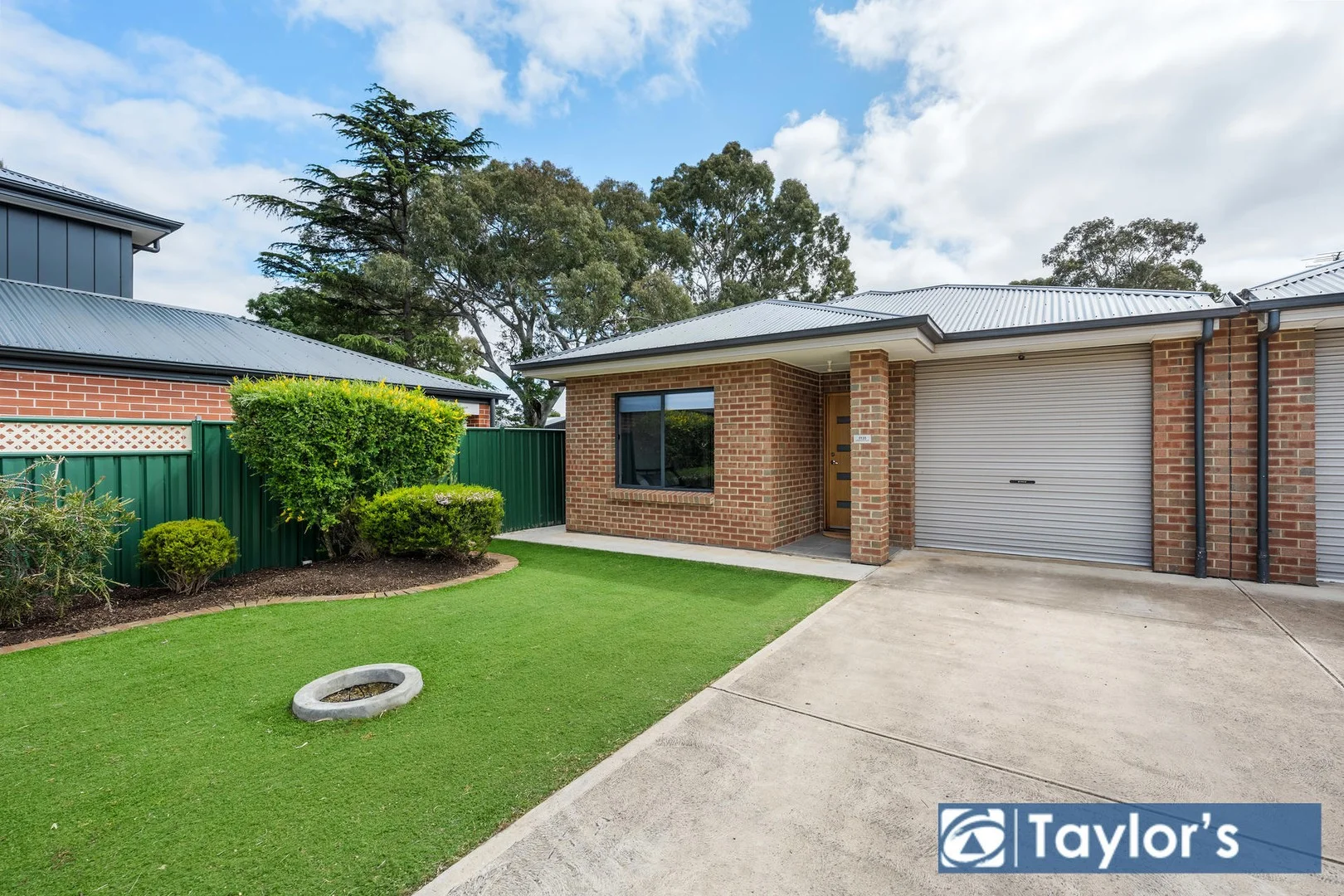 1135 North East Road (1/1)