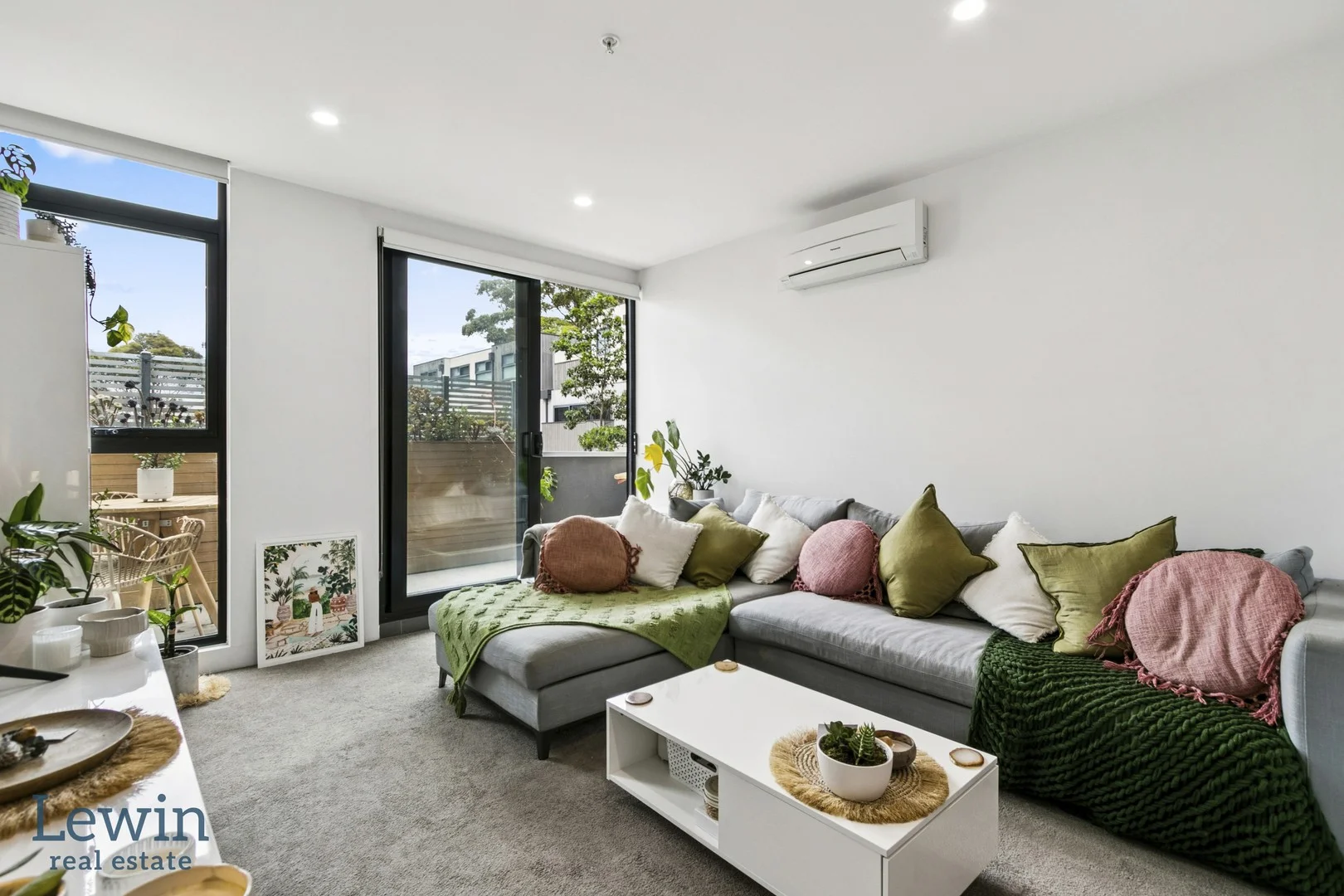 114/278 Charman Road (1/1)