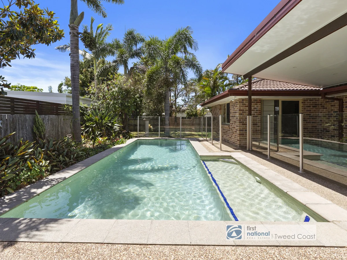 114 Cabarita Road (1/24)