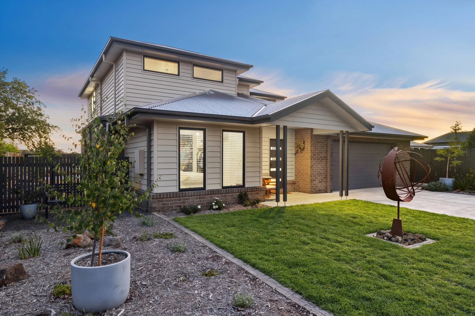 115 Mollison Street (1/23)