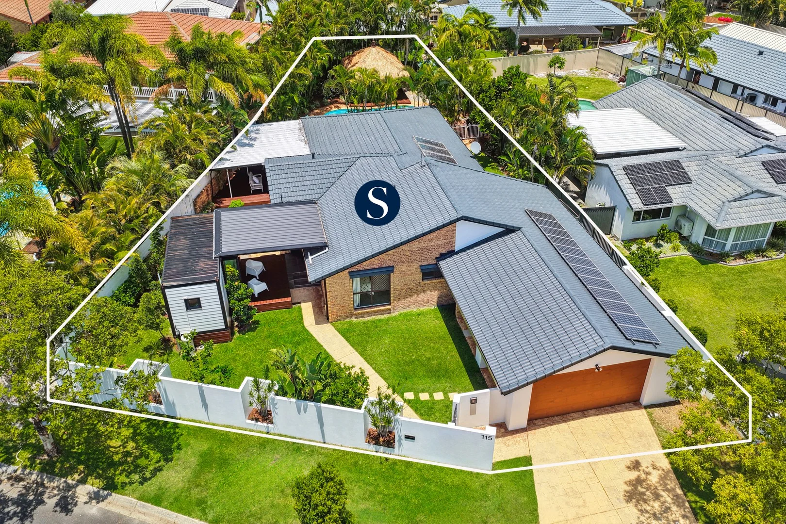 115 Newport Drive (1/39)