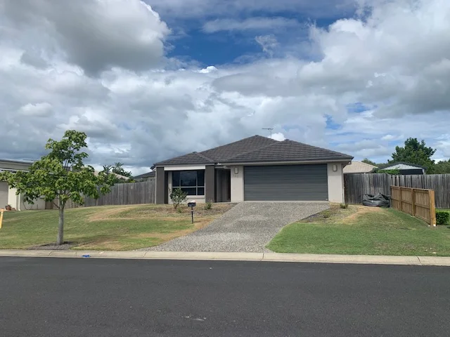 117 Honeywood Drive (1/33)