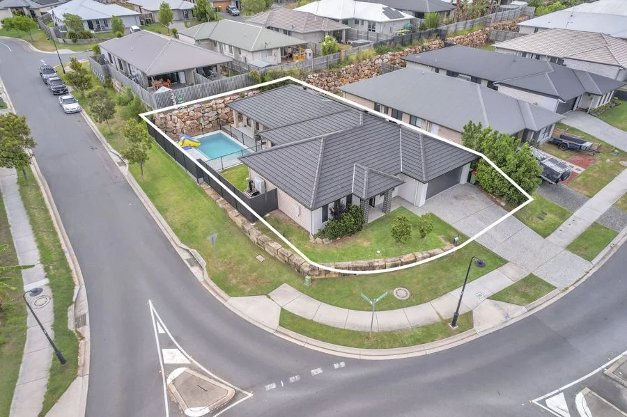 118 Sovereign Drive (1/1)