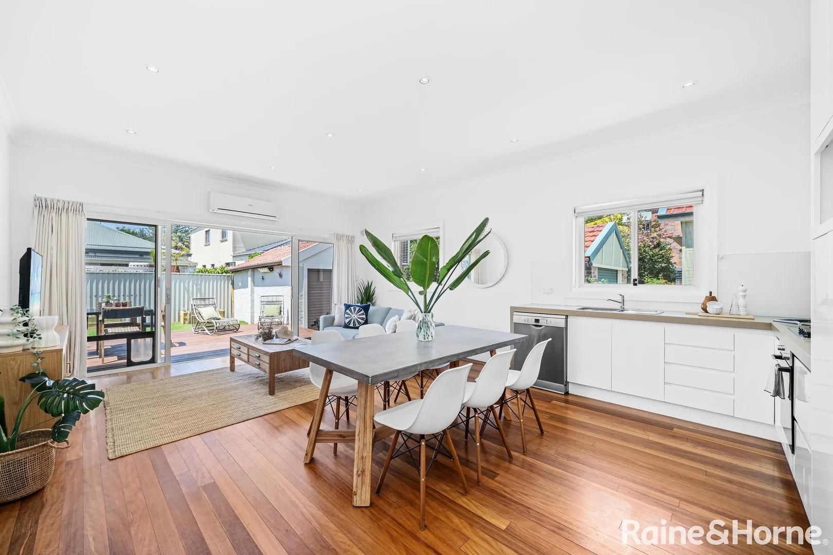 119A Cottenham Avenue (1/12)