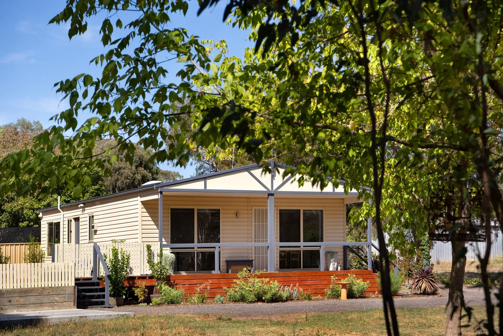 11a Eleanor Drive (1/15)