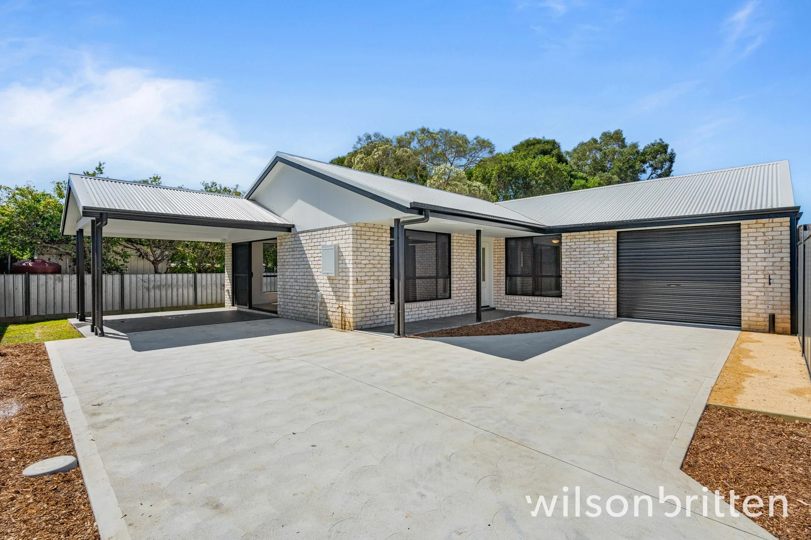 11A Lindfield Avenue (1/11)