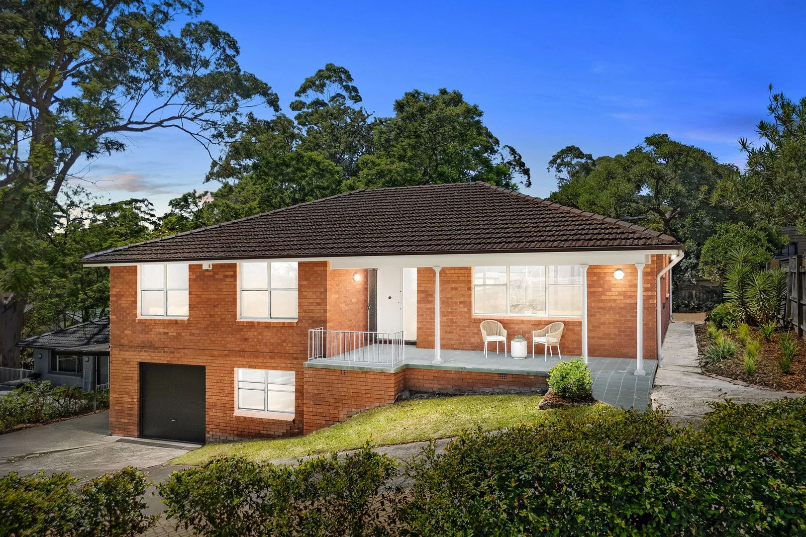 11a Miriam Road (1/19)
