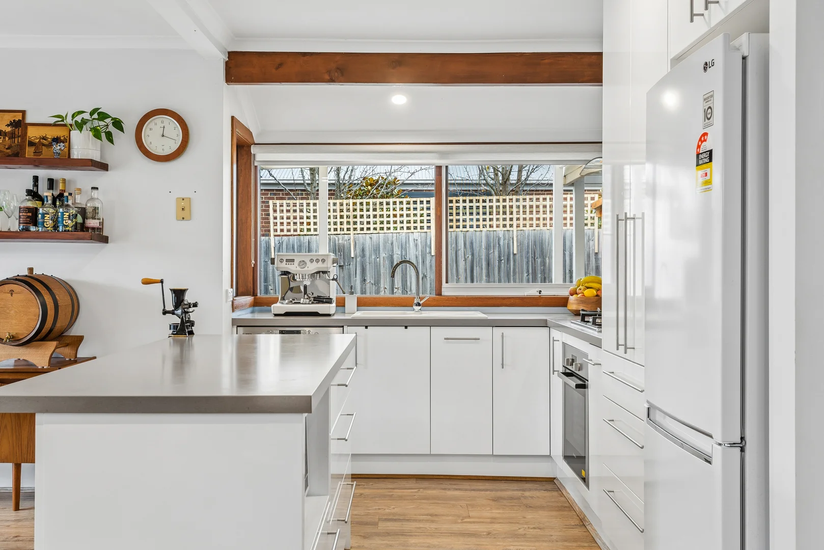 11B Urquhart Street - Image 4