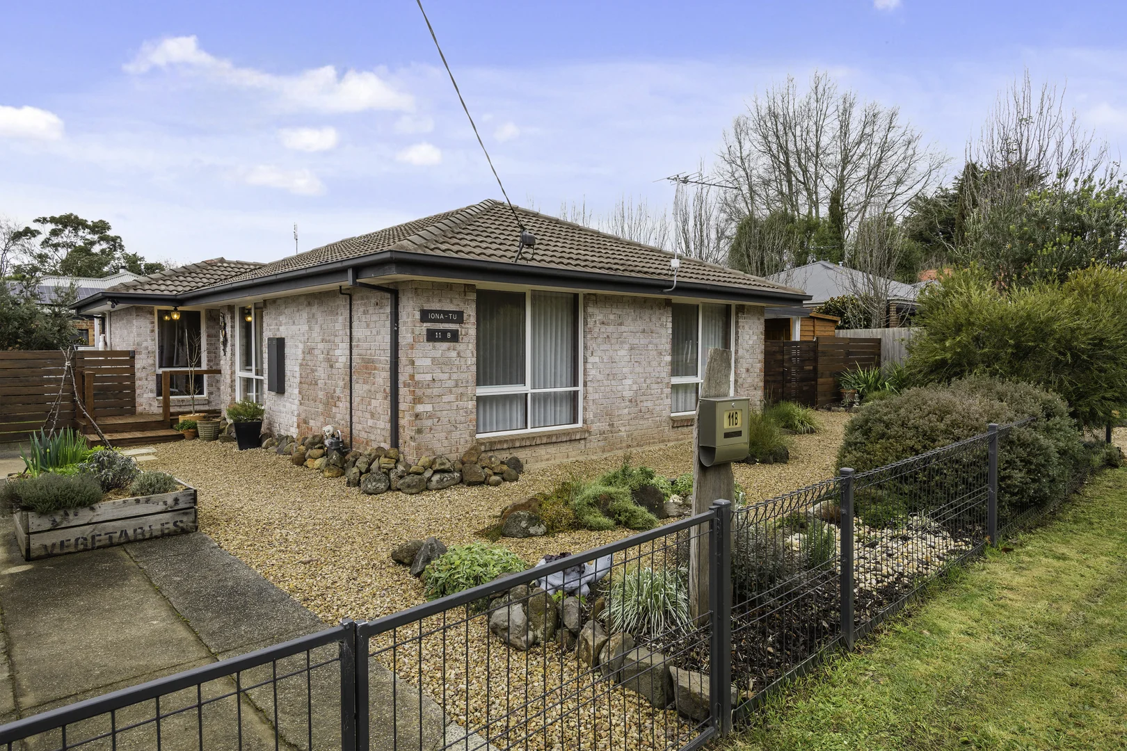 11B Urquhart Street (1/19)