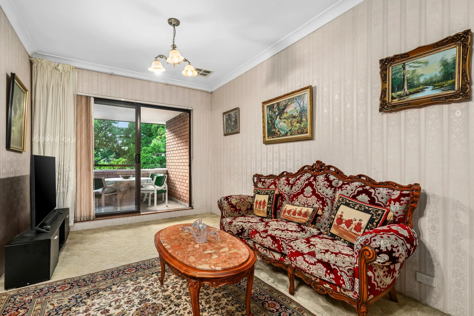 12/106-110 Hall Street (1/15)