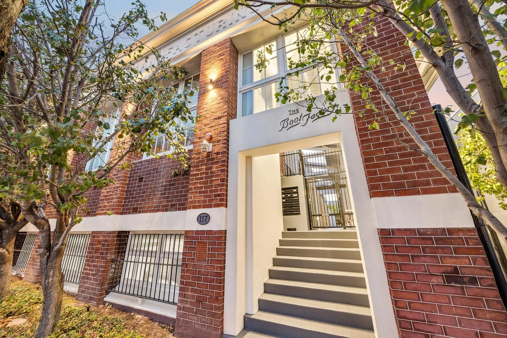 12/117 Lake Street (1/10)