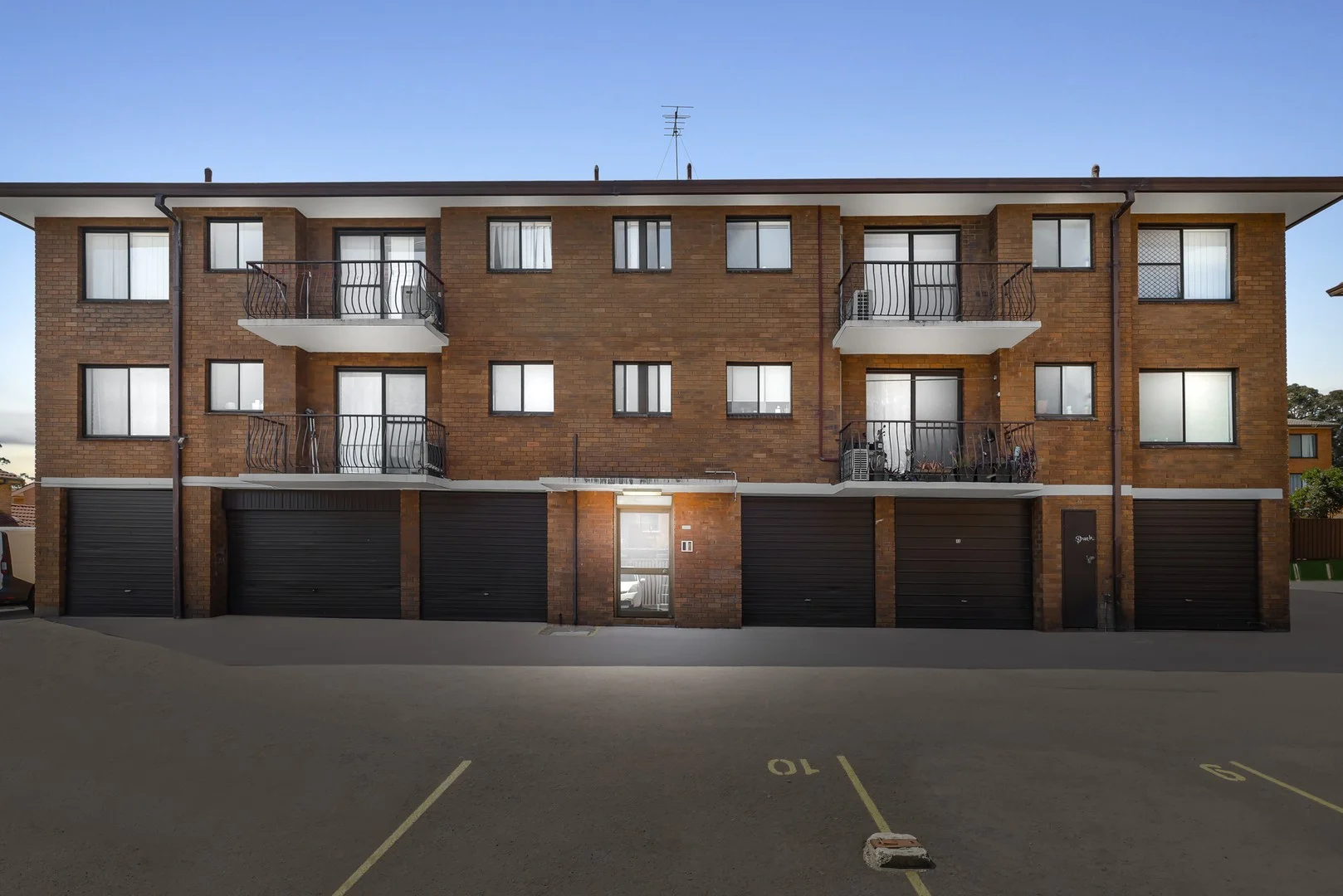 12/36 Luxford Road (1/7)