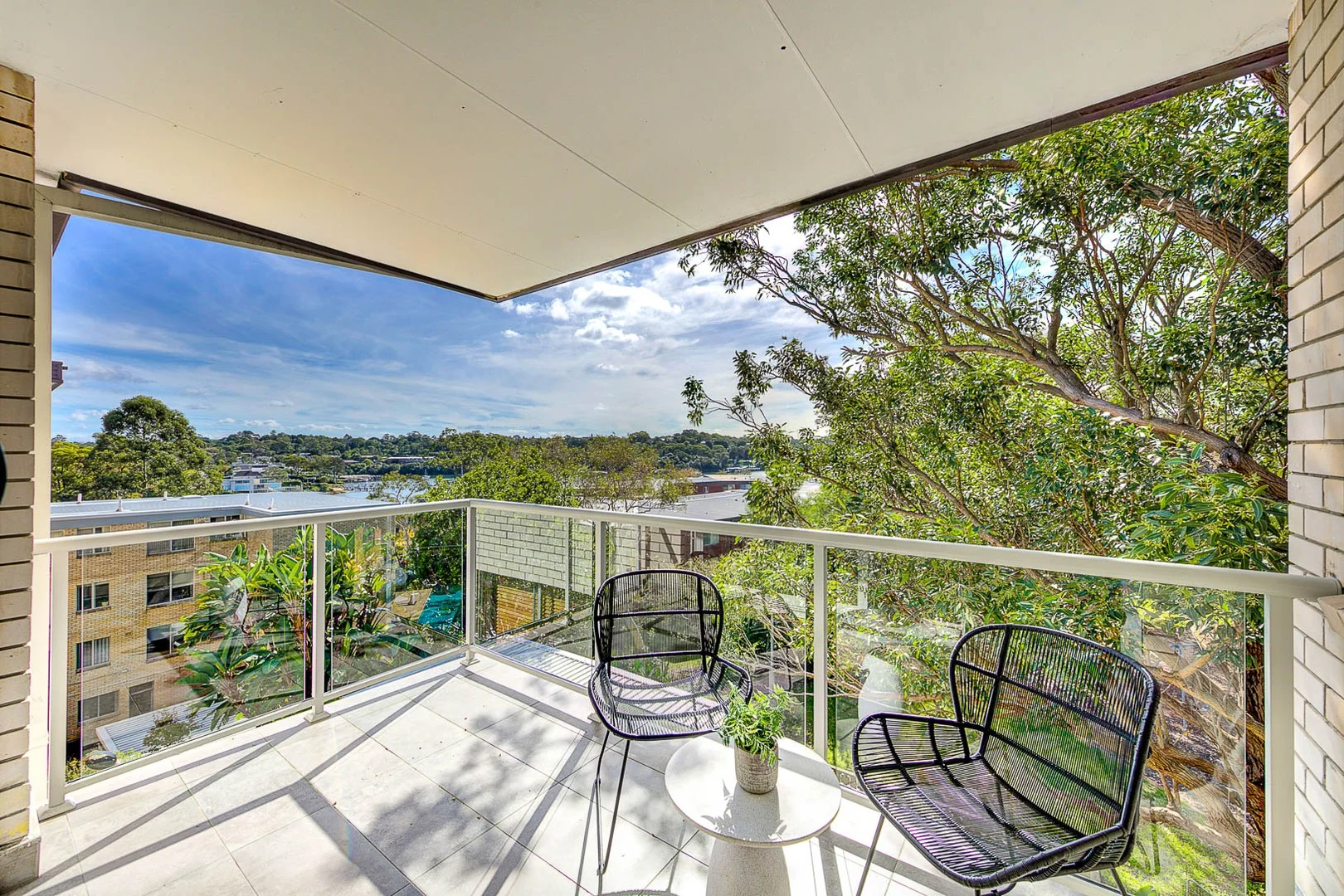 12/4 Bortfield Drive (1/11)