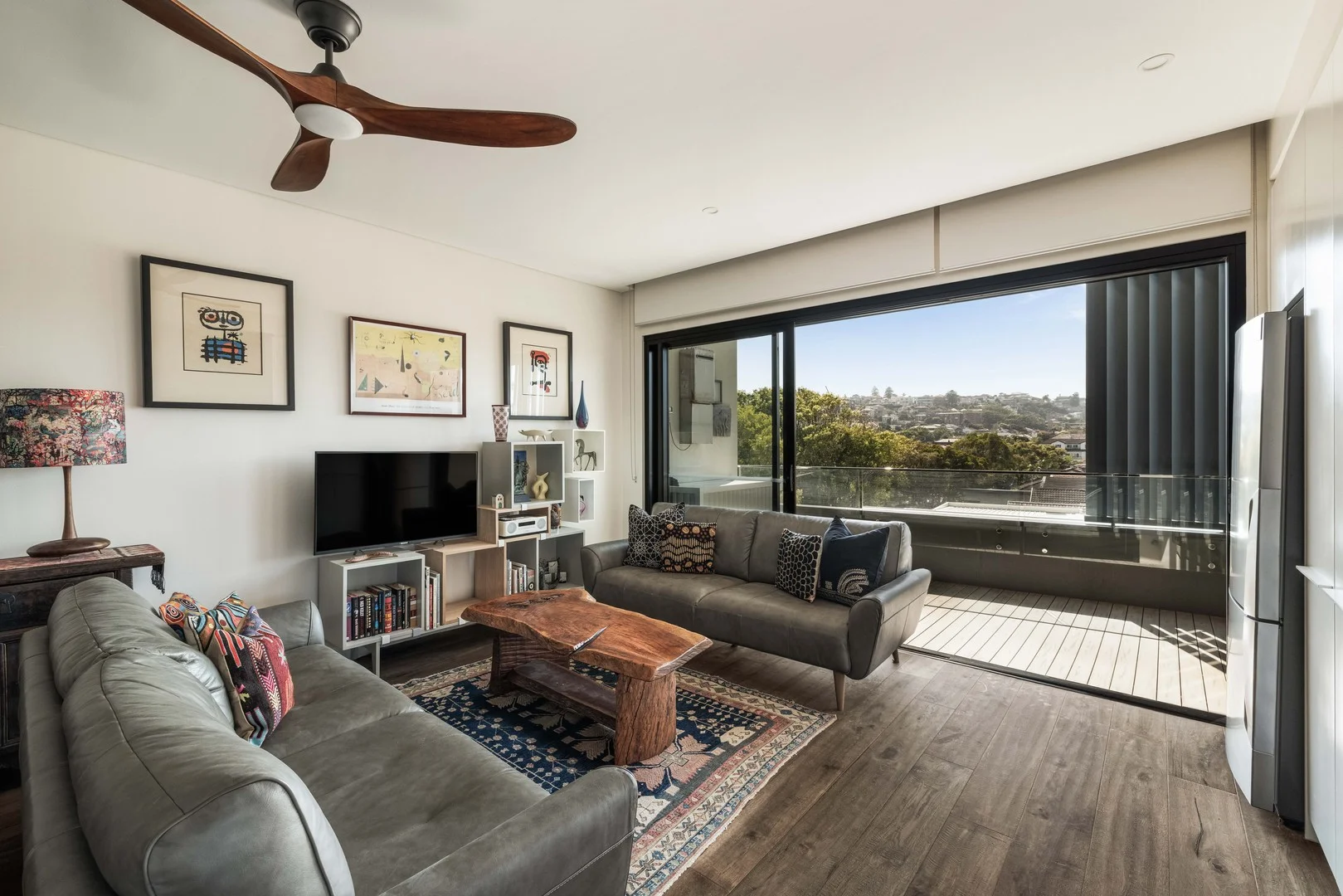 12/403-405 Old South Head Road (1/16)