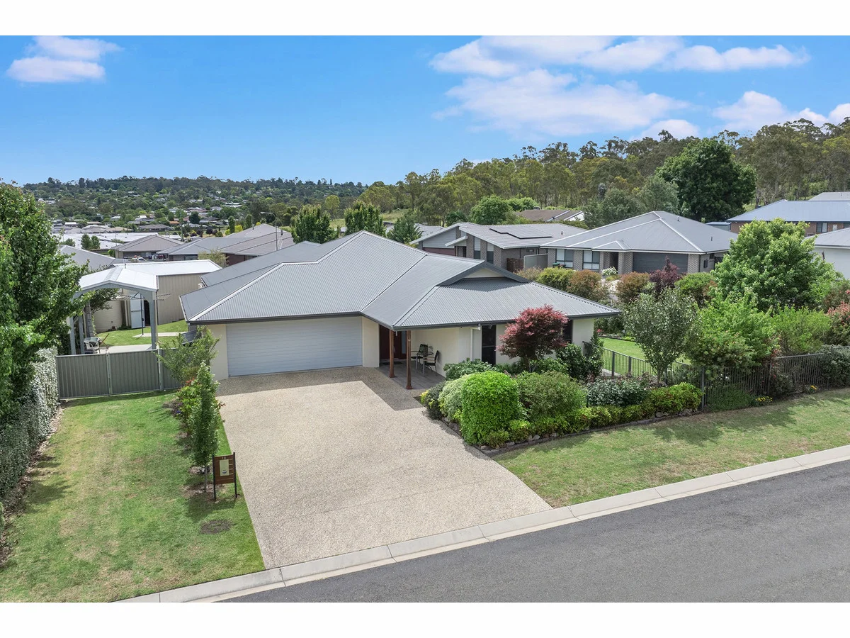 12 Ailsa Crescent (1/1)