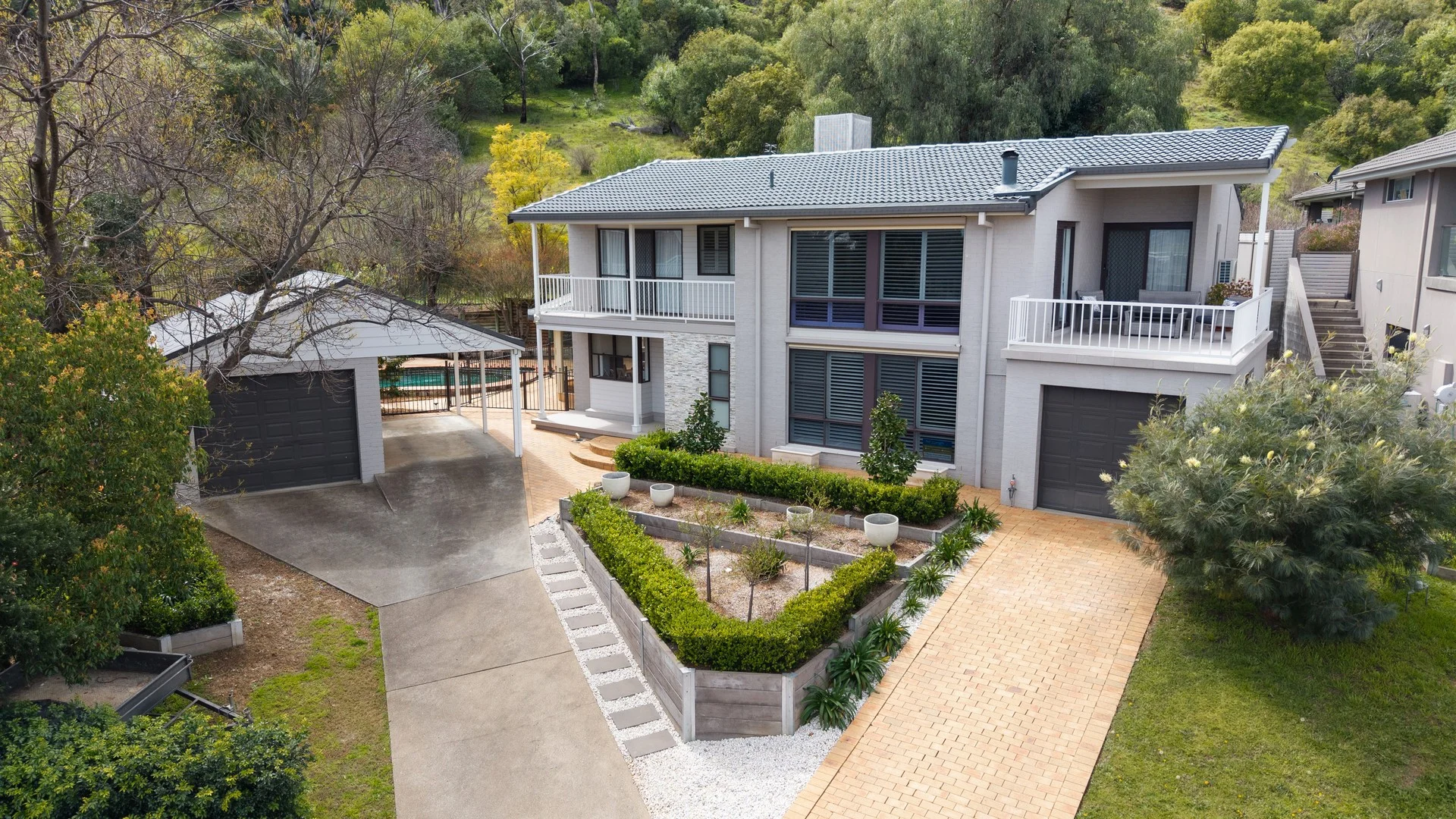 12 Arunta Place